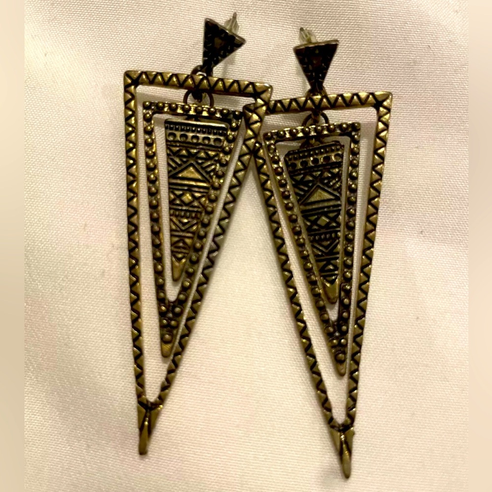 Triangle Cutout Hanging Geometric Earrings